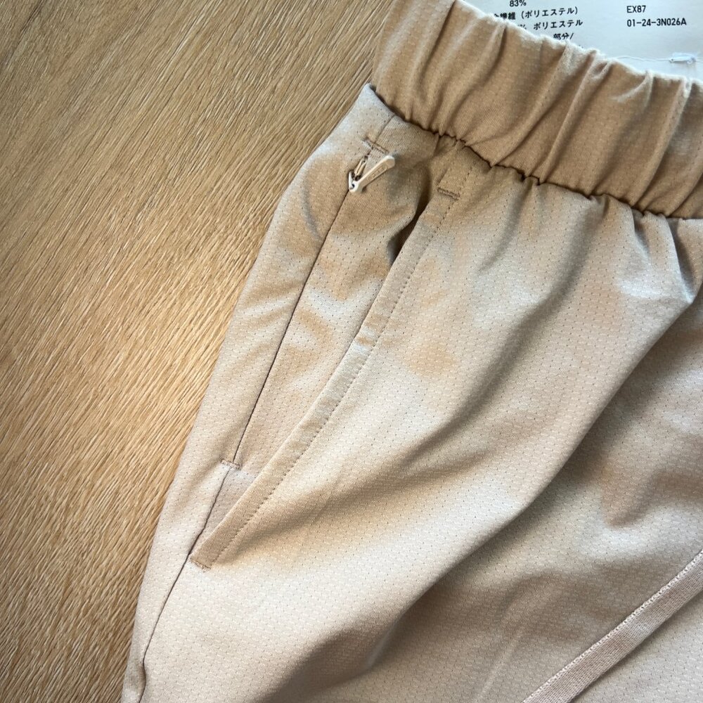 (NEW) Uniqlo Ultra Stretch Active Airy Shorts - Picture 5 of 6